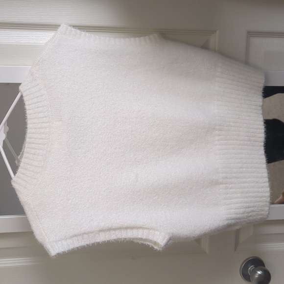 NWT Sweater Vest - Picture 2 of 3